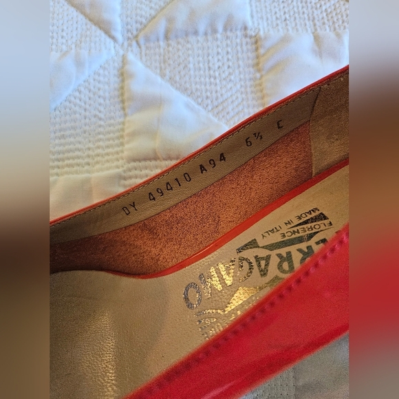 Salvatore Ferragamo Orange Patent Leather Block Heels, Size 6.5 - Picture 10 of 12